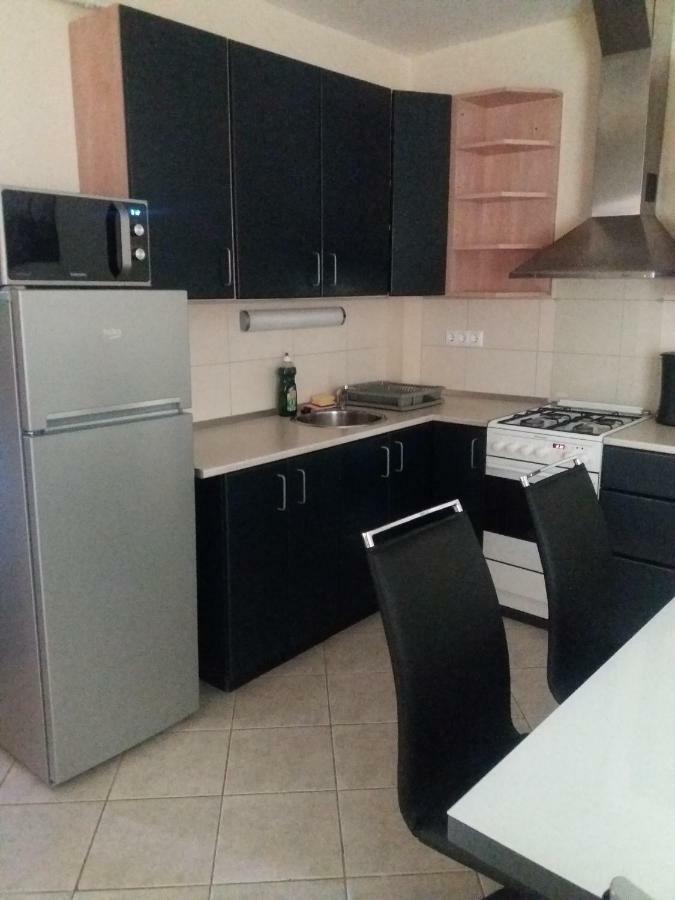 Appartement Centrum Apartman à Szeged Extérieur photo